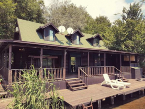 Гостиница Deluxe Chalet in Ada Bojana  Sveti Nikola